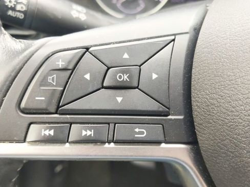 Used 2023 Nissan Sentra SV image 21