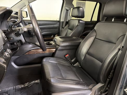 Used 2020 Chevrolet Tahoe LT image 14