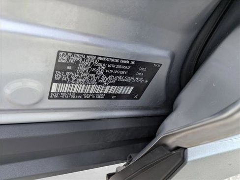 Certified 2020 Toyota RAV4 XLE image 24