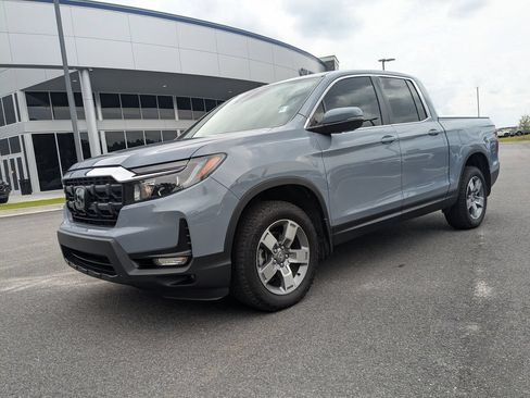 Used 2025 Honda Ridgeline RTL image 8