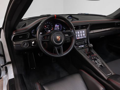 Used 2019 Porsche 911 Speedster image 52