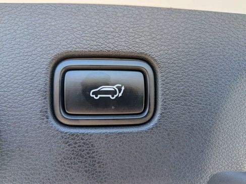 Used 2023 Kia Sportage SX FWD image 34