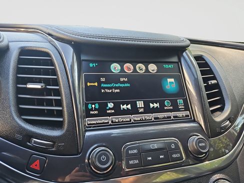 Used 2016 Chevrolet Impala LT FWD image 26