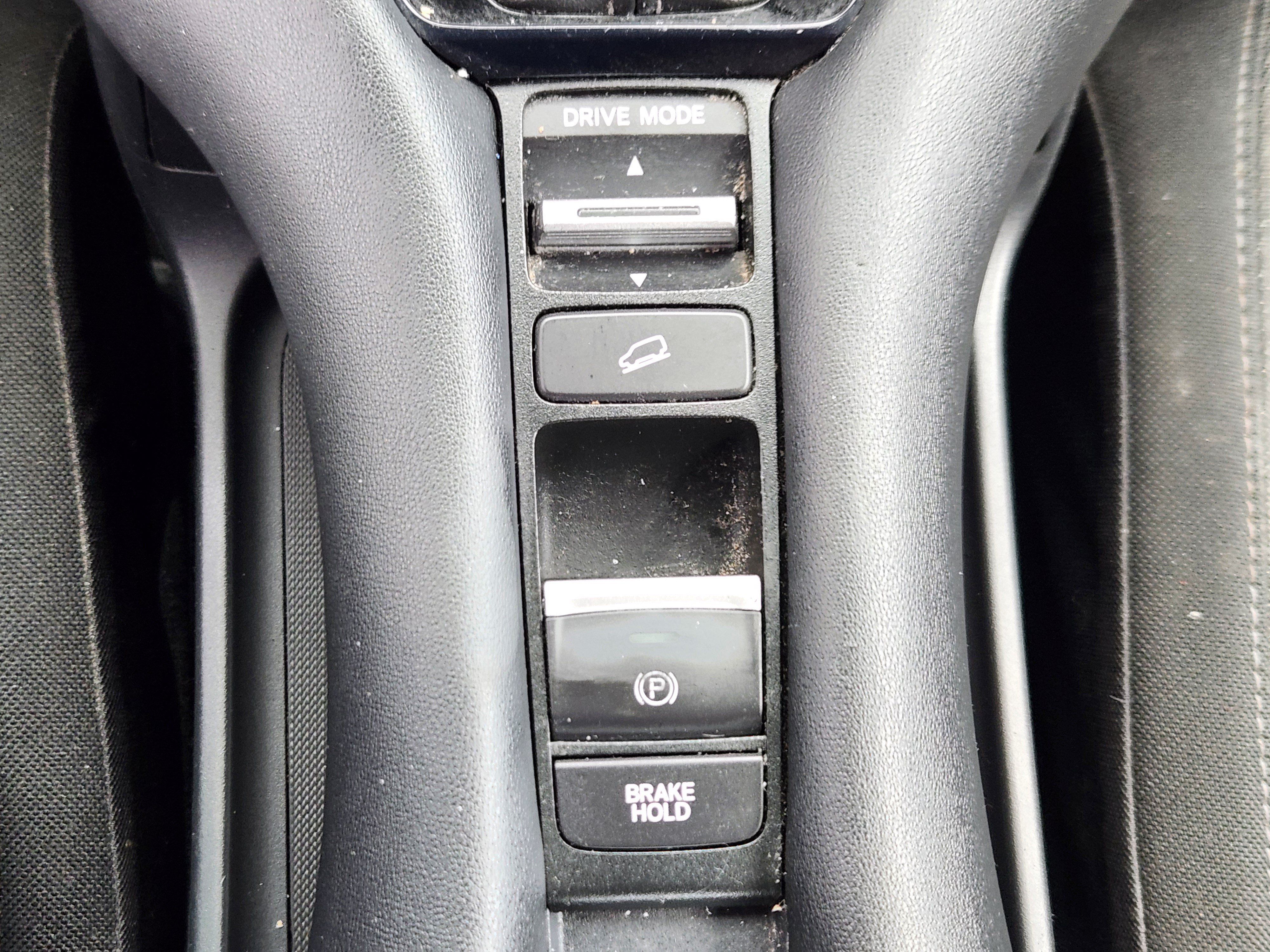 Certified 2023 Honda HR-V LX image 21