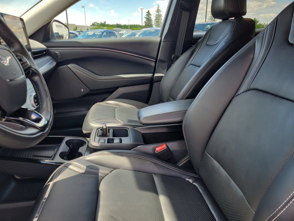 Used 2025 Ford Mustang Mach-E Premium RWD image 17
