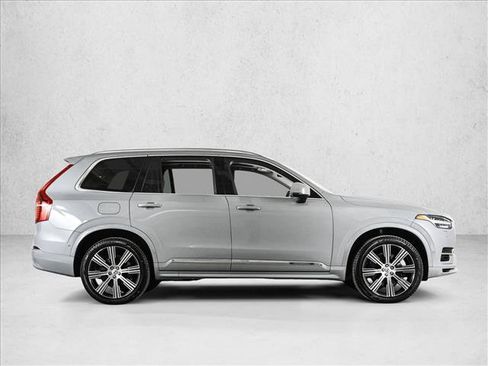 Used 2024 Volvo XC90 T8 Plus w/ Protection Package Premier image 5