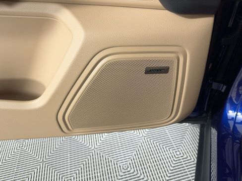 Certified 2026 Porsche Macan AWD/4WD image 21