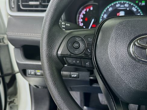 Used 2023 Toyota RAV4 XLE w/ Convenience Package image 16