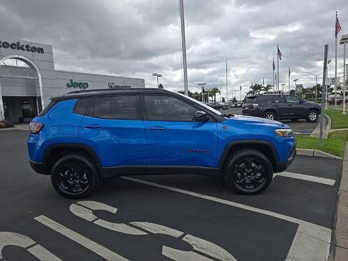 Used 2023 Jeep Compass Trailhawk w/ Trailhawk Elite Group image 3