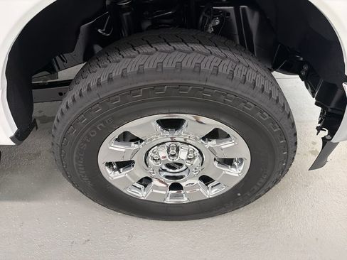 New 2026 Ford F350 Lariat w/ Chrome Package AWD/4WD image 5
