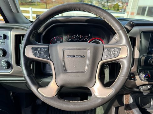 Used 2016 GMC Sierra 2500 Denali w/ Duramax Plus Package image 21