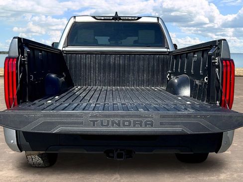Used 2022 Toyota Tundra SR5 w/ SR5 Premium Package AWD/4WD image 7