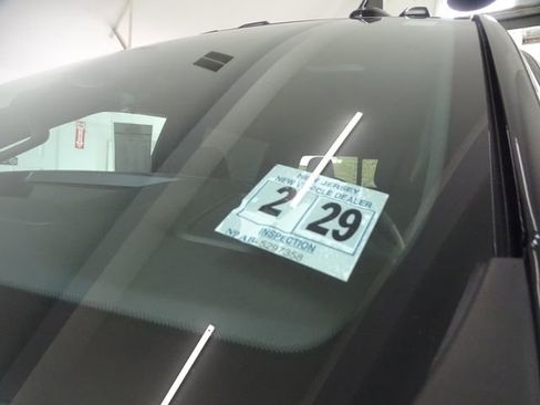 Used 2024 GMC Sierra 2500 AT4 w/ AT4 Premium Plus Package image 28