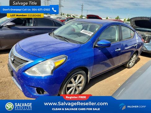 Used 2015 Nissan Versa FWD image 1