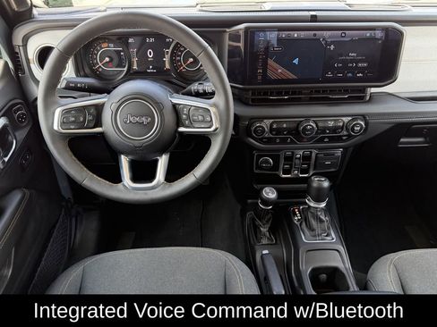 Used 2024 Jeep Wrangler Sahara w/ Technology Group AWD/4WD image 13