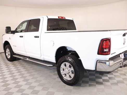 Used 2025 RAM 2500 Big Horn AWD/4WD image 22