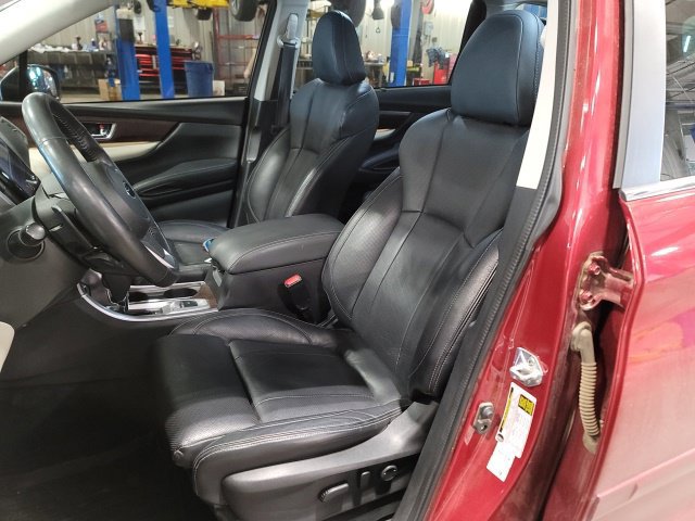 Used 2022 Subaru Ascent Touring AWD/4WD image 9