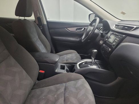 Used 2016 Nissan Rogue S w/ Appearance Package image 21