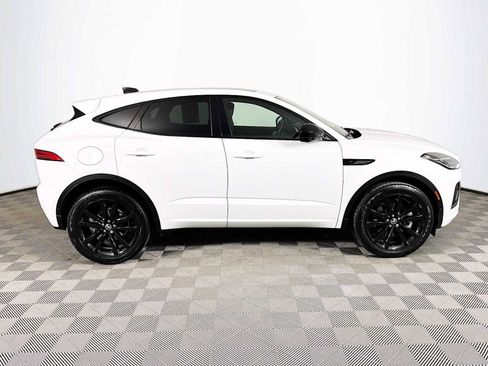 Used 2024 Jaguar E-PACE R-Dynamic SE image 4