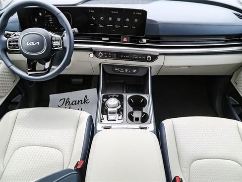 New 2026 Kia Carnival SX Prestige image 9