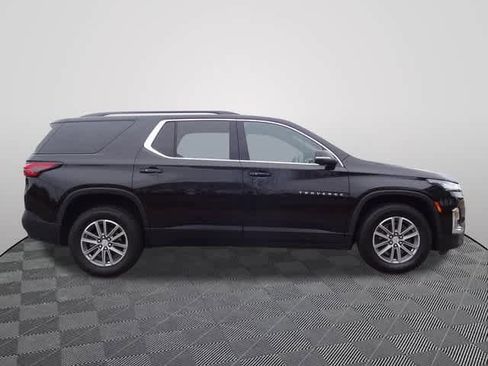 Used 2023 Chevrolet Traverse LT image 4