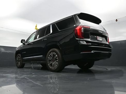 Used 2025 GMC Yukon Elevation w/ LPO, Elevation Black Package AWD/4WD image 57
