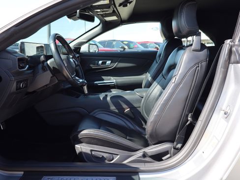 Used 2024 Ford Mustang Premium image 10
