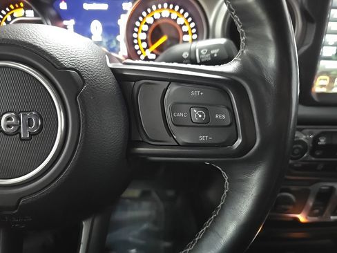 Used 2021 Jeep Wrangler Sport AWD/4WD image 19