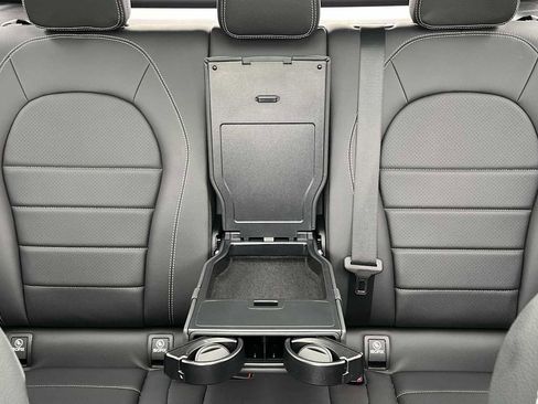 Used 2022 Mercedes-Benz GLC 300 4MATIC image 24