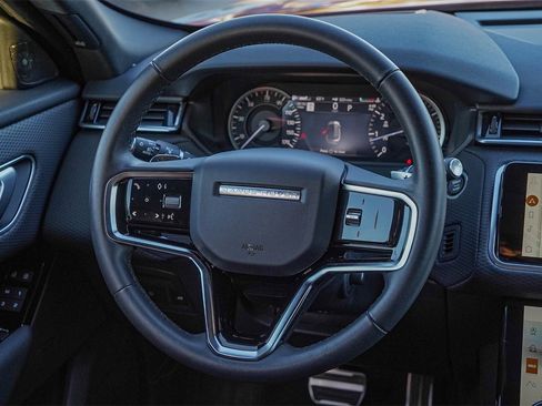Used 2023 Land Rover Range Rover Velar R-Dynamic S image 26