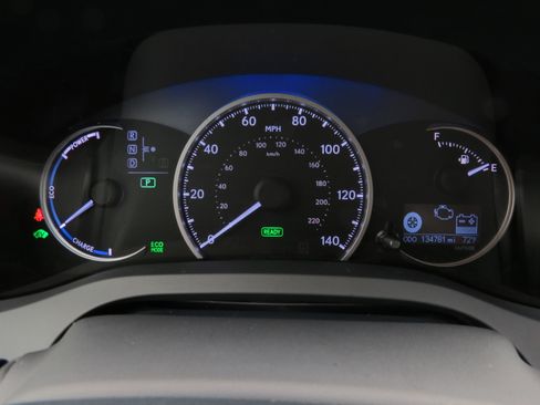 Used 2013 Lexus CT 200h image 13