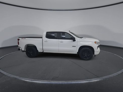 Used 2024 Chevrolet Silverado 1500 RST AWD/4WD image 17