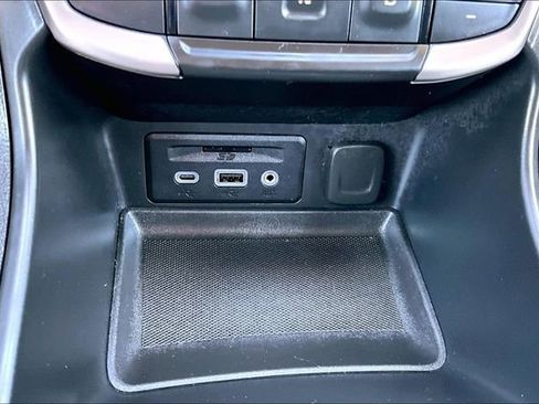 Used 2023 GMC Terrain Denali w/ Denali Premium Package AWD/4WD image 24
