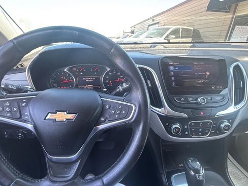 Used 2019 Chevrolet Equinox Premier image 11
