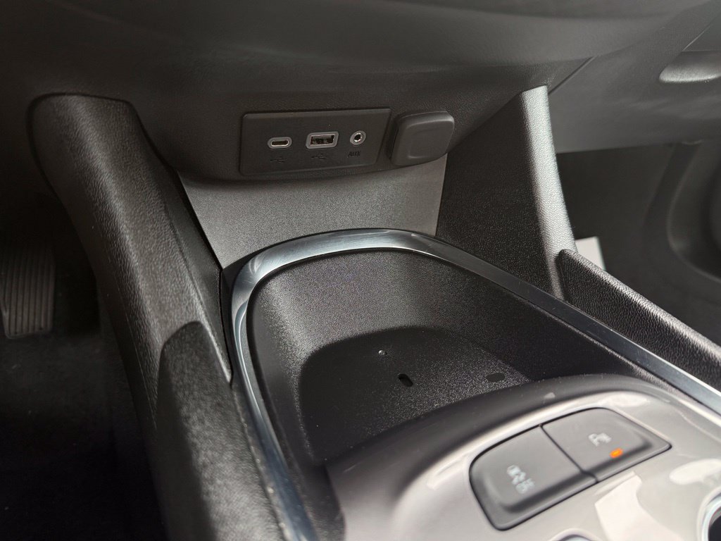 Used 2024 Chevrolet Malibu LT FWD image 18