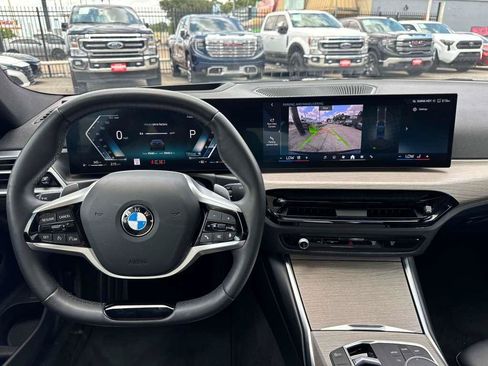 Used 2025 BMW 430i Coupe w/ Premium Package RWD image 9