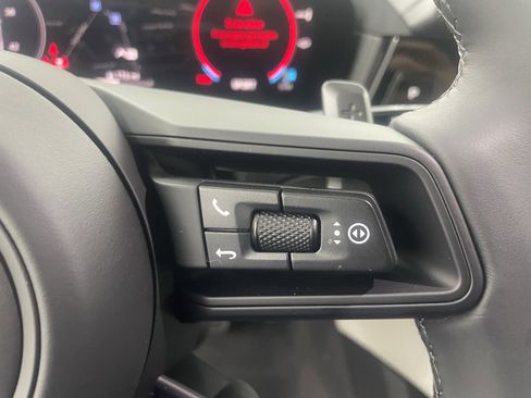 New 2026 Porsche Cayenne S image 18