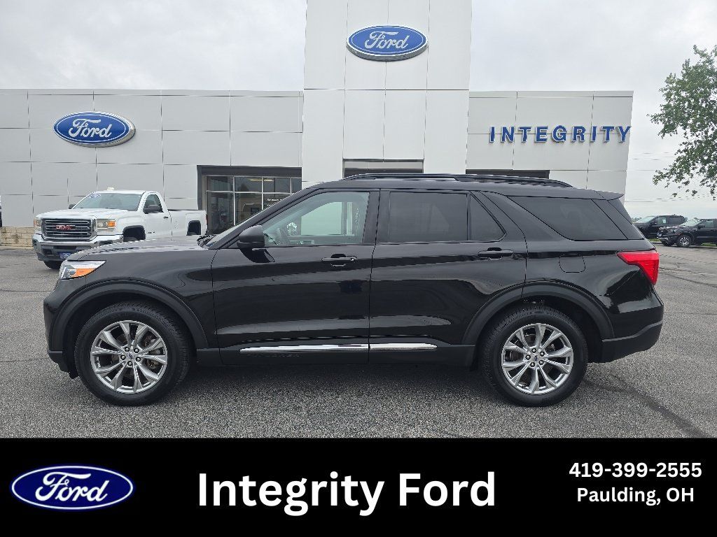 Used 2021 Ford Explorer XLT w/ Equipment Group 202A AWD/4WD image 1