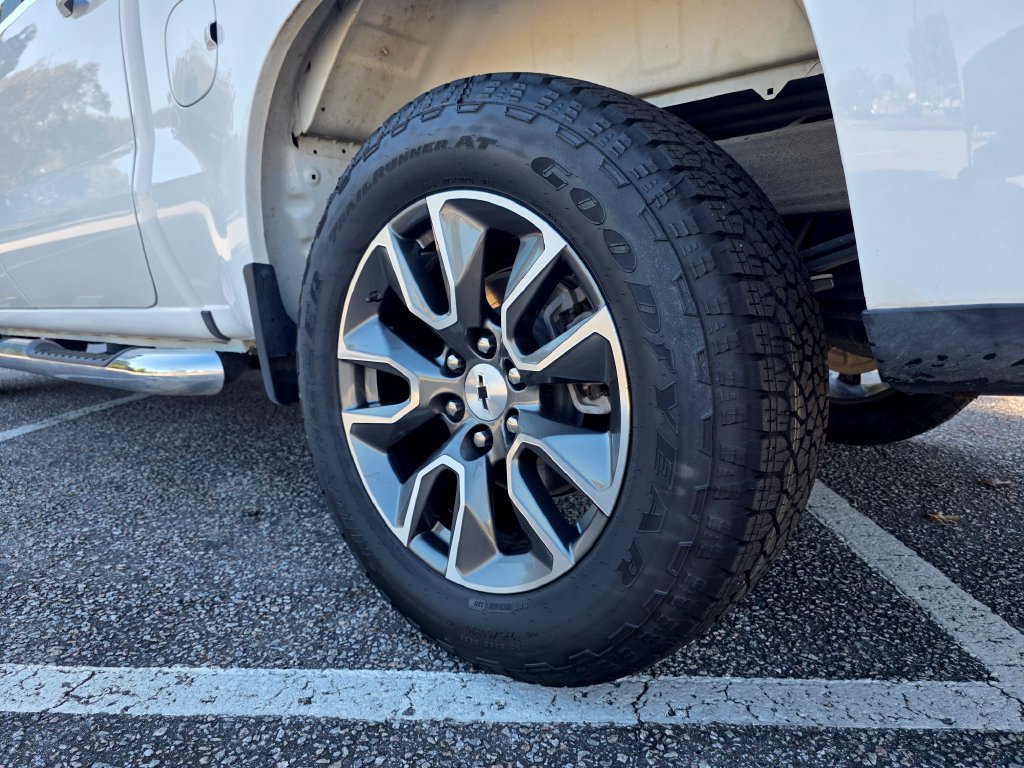 Certified 2023 Chevrolet Silverado 1500 RST AWD/4WD image 31