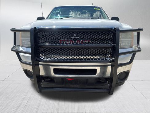 Used 2014 GMC Sierra 2500 W/T image 2