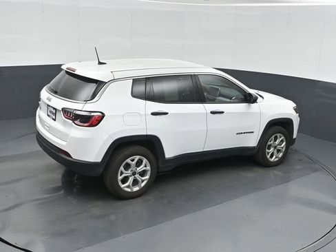 Used 2025 Jeep Compass Sport AWD/4WD image 31