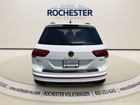 Used 2023 Volkswagen Tiguan SE R-Line AWD/4WD image 5