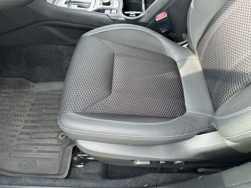 Used 2020 Subaru Forester Premium image 24