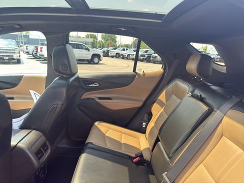 Certified 2022 Chevrolet Equinox Premier AWD/4WD image 33