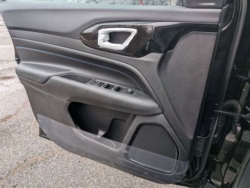 New 2026 Jeep Compass Latitude image 22