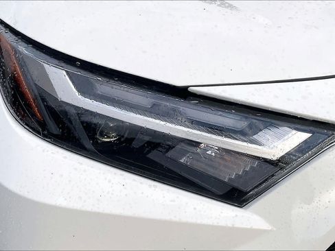 Used 2025 Toyota RAV4 LE AWD/4WD image 27