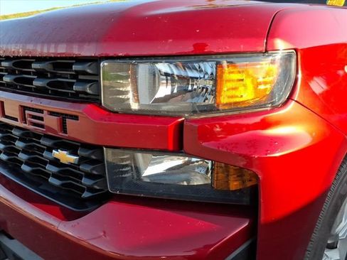 Used 2021 Chevrolet Silverado 1500 Custom AWD/4WD image 3