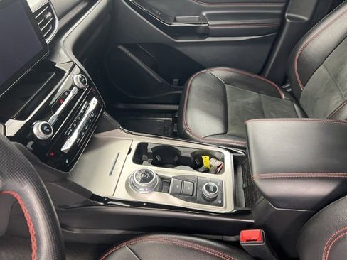 Used 2022 Ford Explorer ST-Line image 16