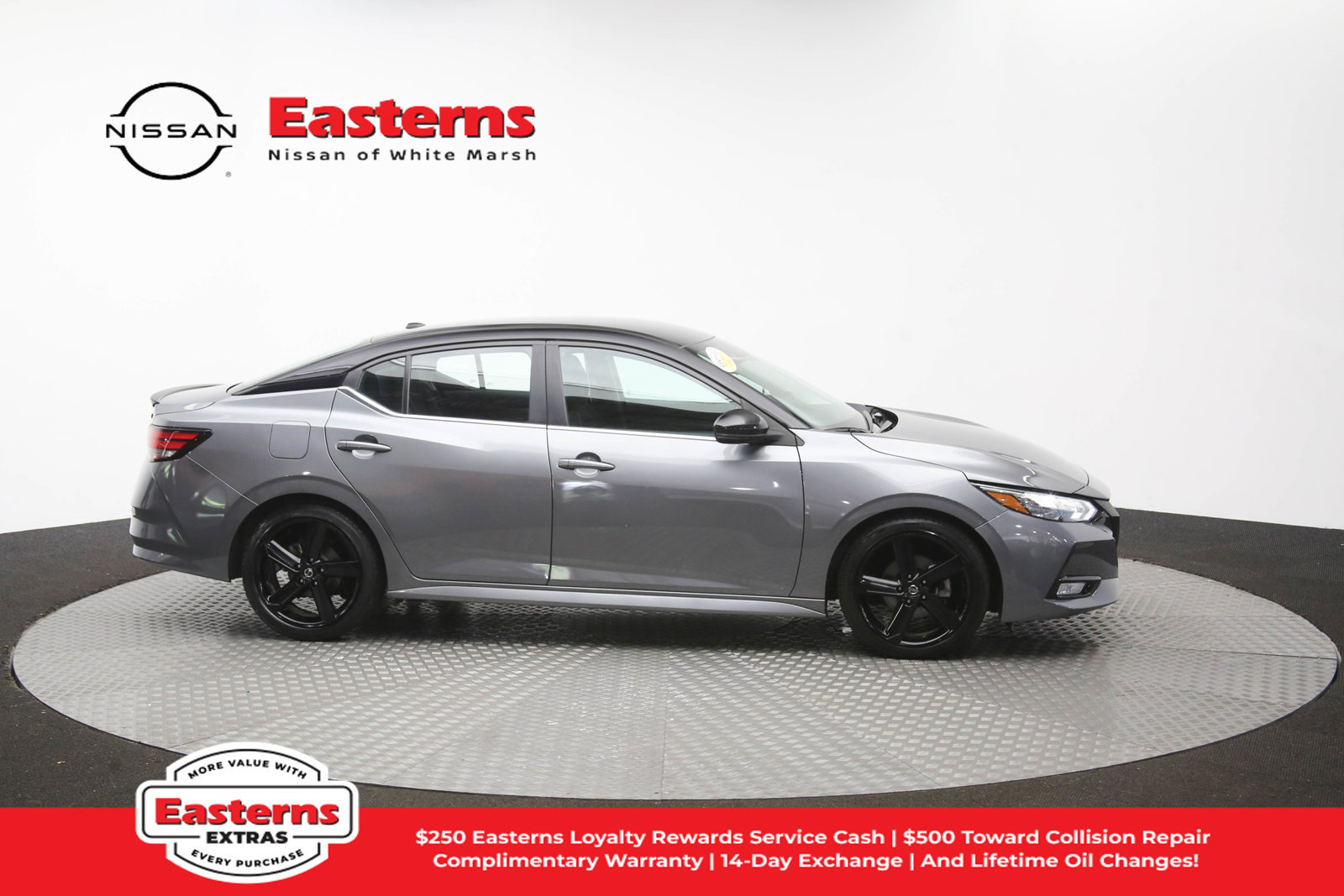 Used 2023 Nissan Sentra SR w/ Midnight Edition Package FWD image 43