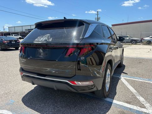 Used 2024 Hyundai Tucson SE FWD image 3